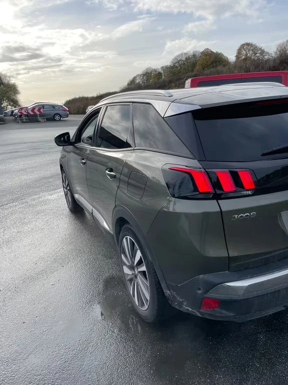 Peugeot 3008 1.6b Hybrid 225ps GT DK, снимка 5 - Автомобили и джипове - 53137834