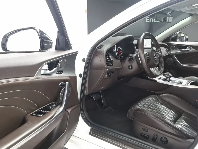 Kia Stinger 2.5 MASTERS, снимка 11 - Автомобили и джипове - 54870167