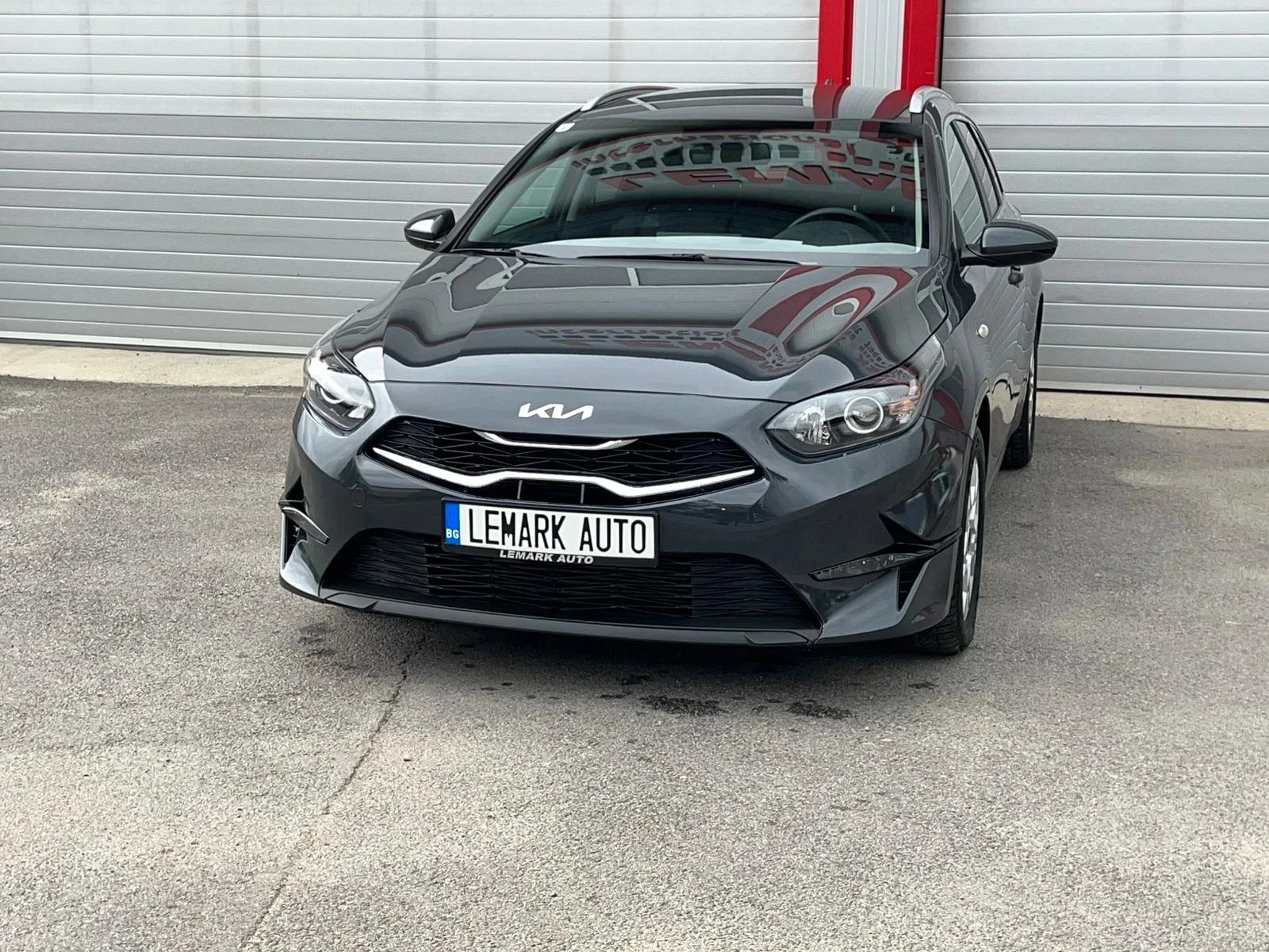 Kia Ceed 1.5T-GDI UVO START STOP NAVI KAMERA EVRO6D 36000КМ - изображение 2
