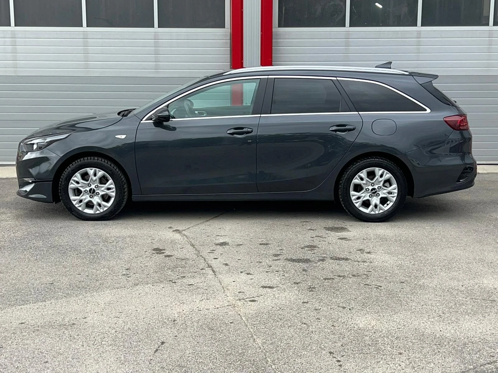 Kia Ceed 1.5T-GDI UVO START STOP NAVI KAMERA EVRO6D 36000КМ - изображение 6
