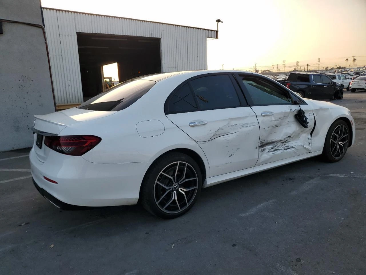 Mercedes-Benz E 350 * Възможност за Лизинг*  - изображение 3