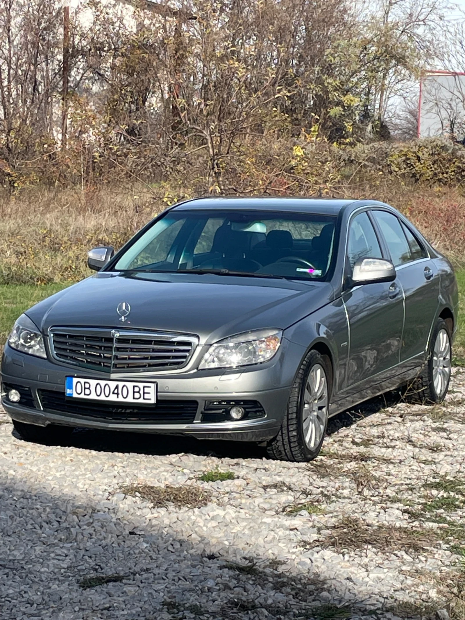 Mercedes-Benz C 320  - изображение 8