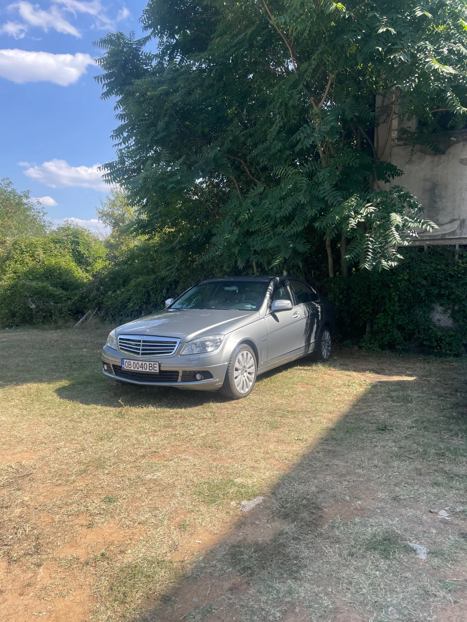 Mercedes-Benz C 320  - изображение 6