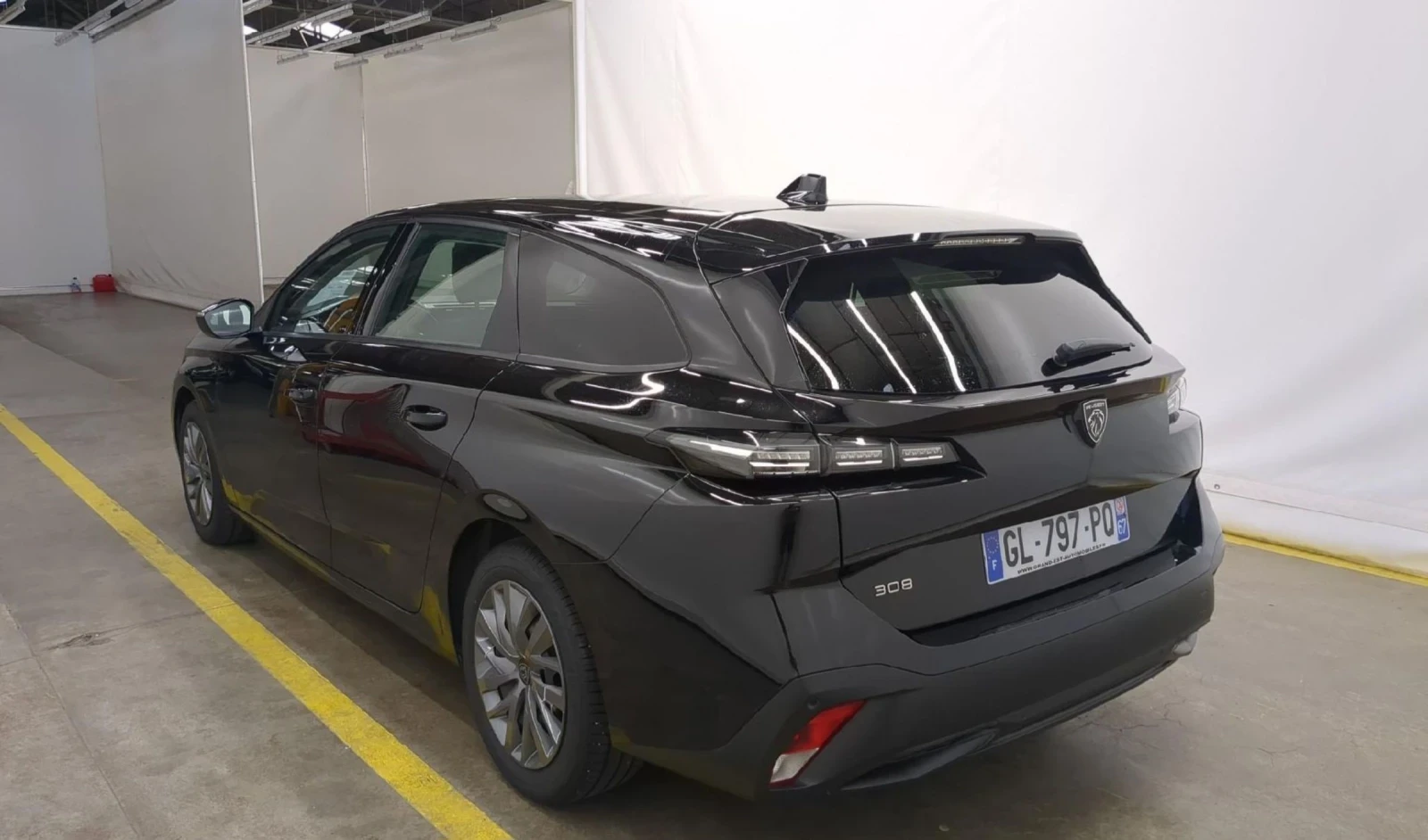 Peugeot 308 1, 2 Puretech 130 Active.Navi.Led. - изображение 2