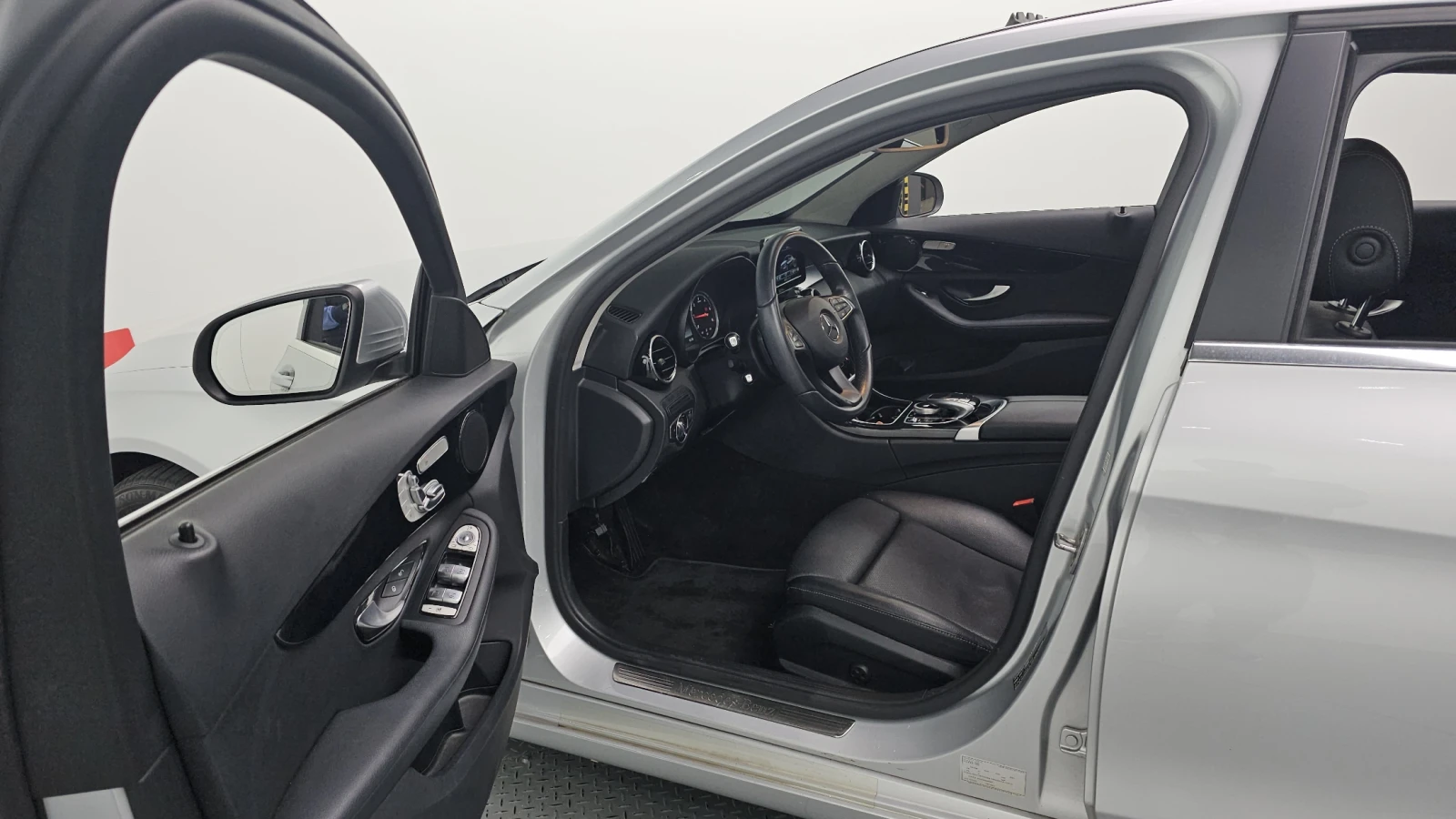 Mercedes-Benz C 200 | Mobile.bg   8