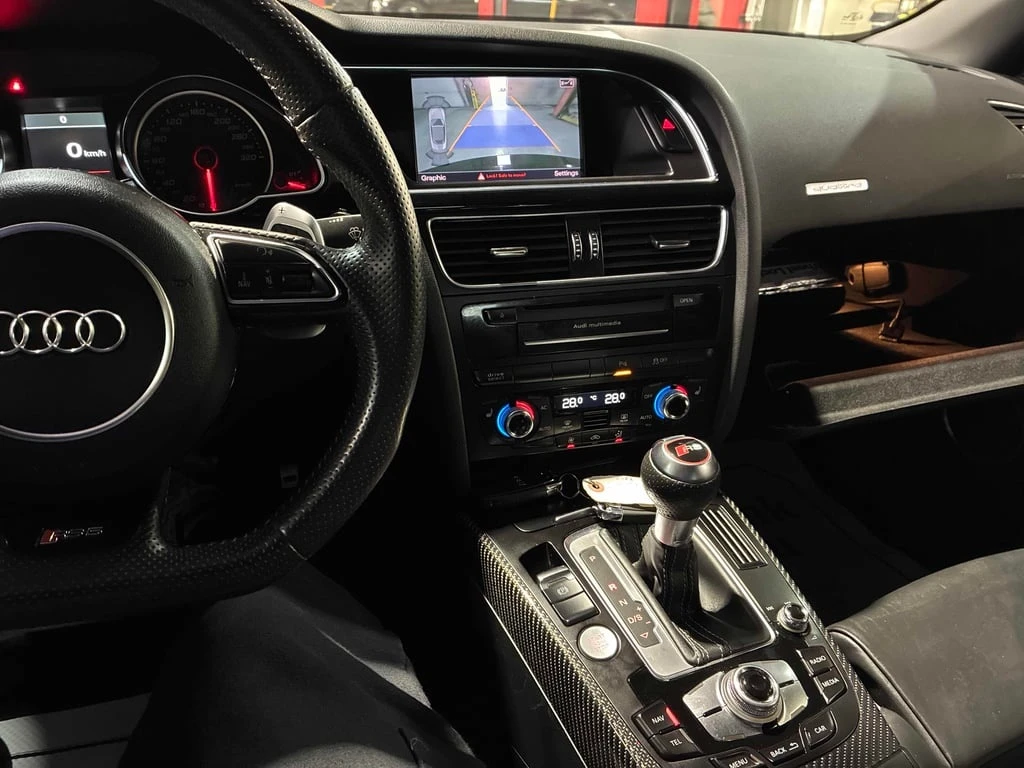 Audi Rs5 * 2dr Conv * CARFAX * БЕЗ ПЪРВОНАЧАЛНА ВНОСКА - изображение 9