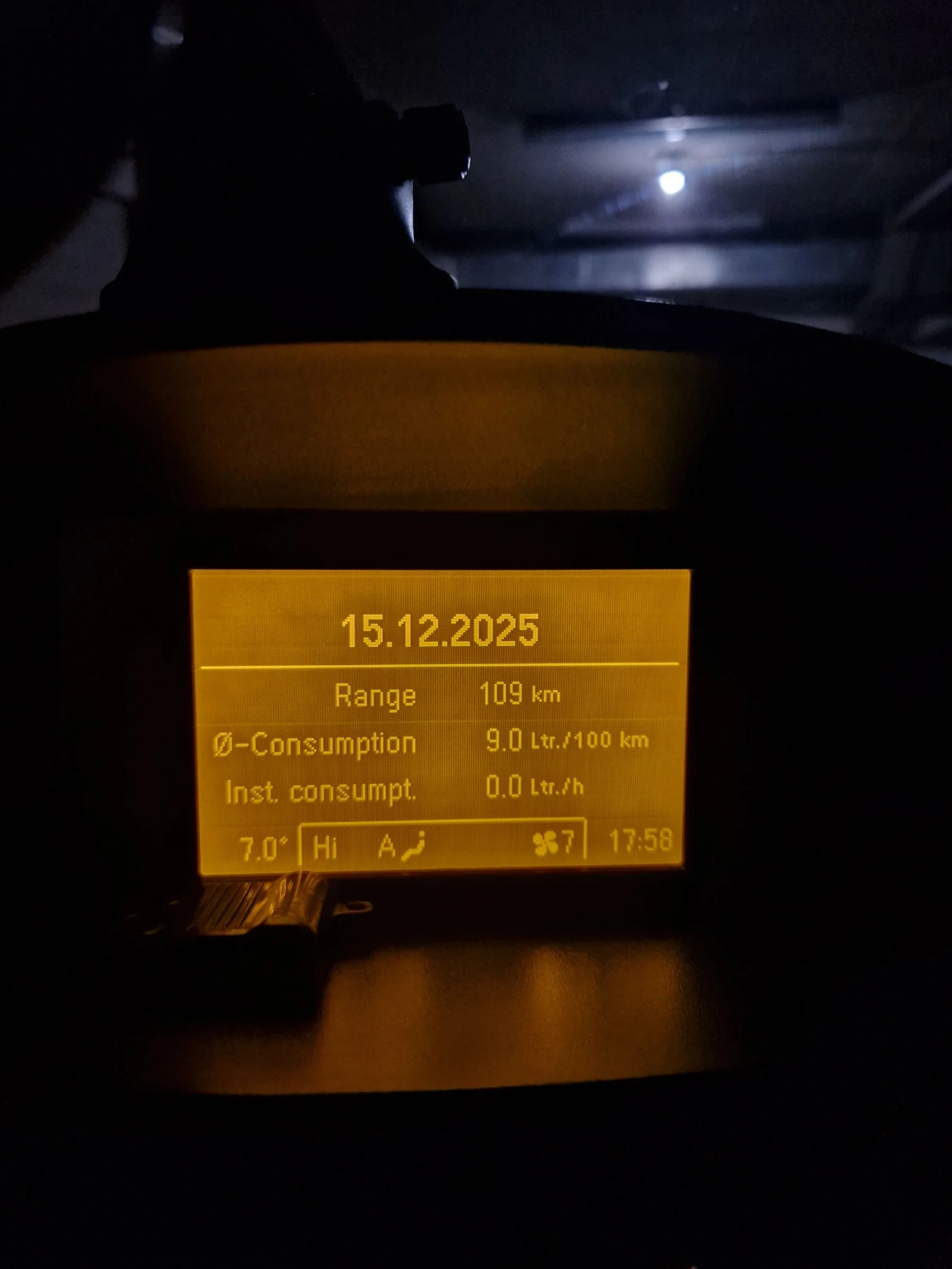 Opel Corsa, снимка 13 - Автомобили и джипове - 54097189