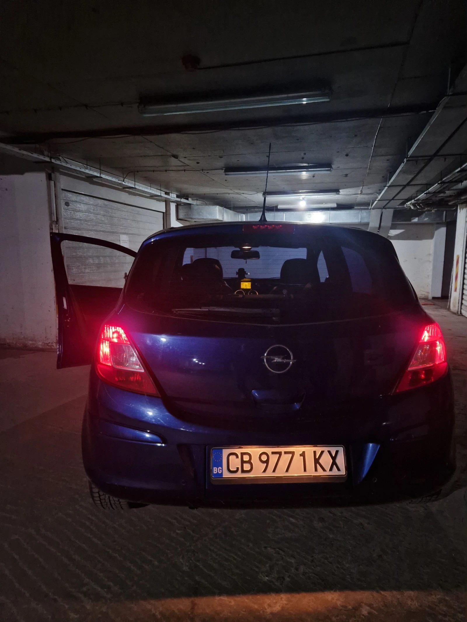 Opel Corsa, снимка 11 - Автомобили и джипове - 54097189