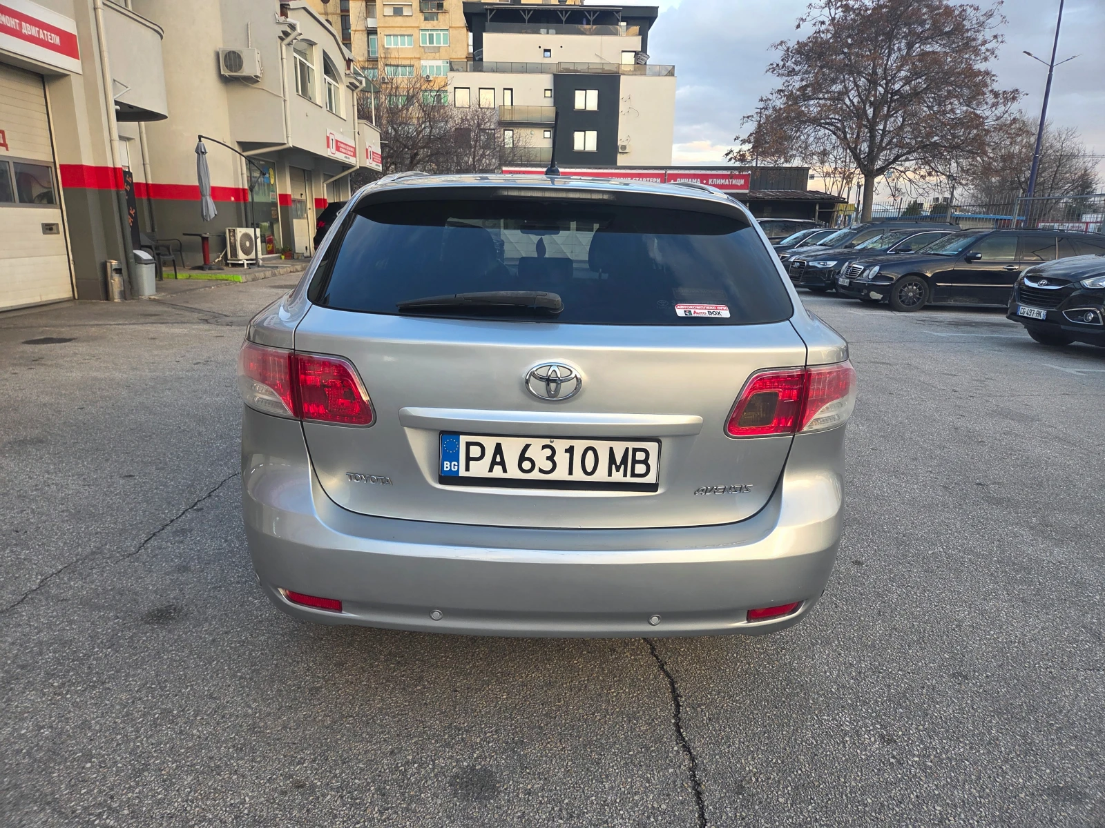 Toyota Avensis 2.2 D-4D (150 Hp) Xenon/Keyless  - изображение 4