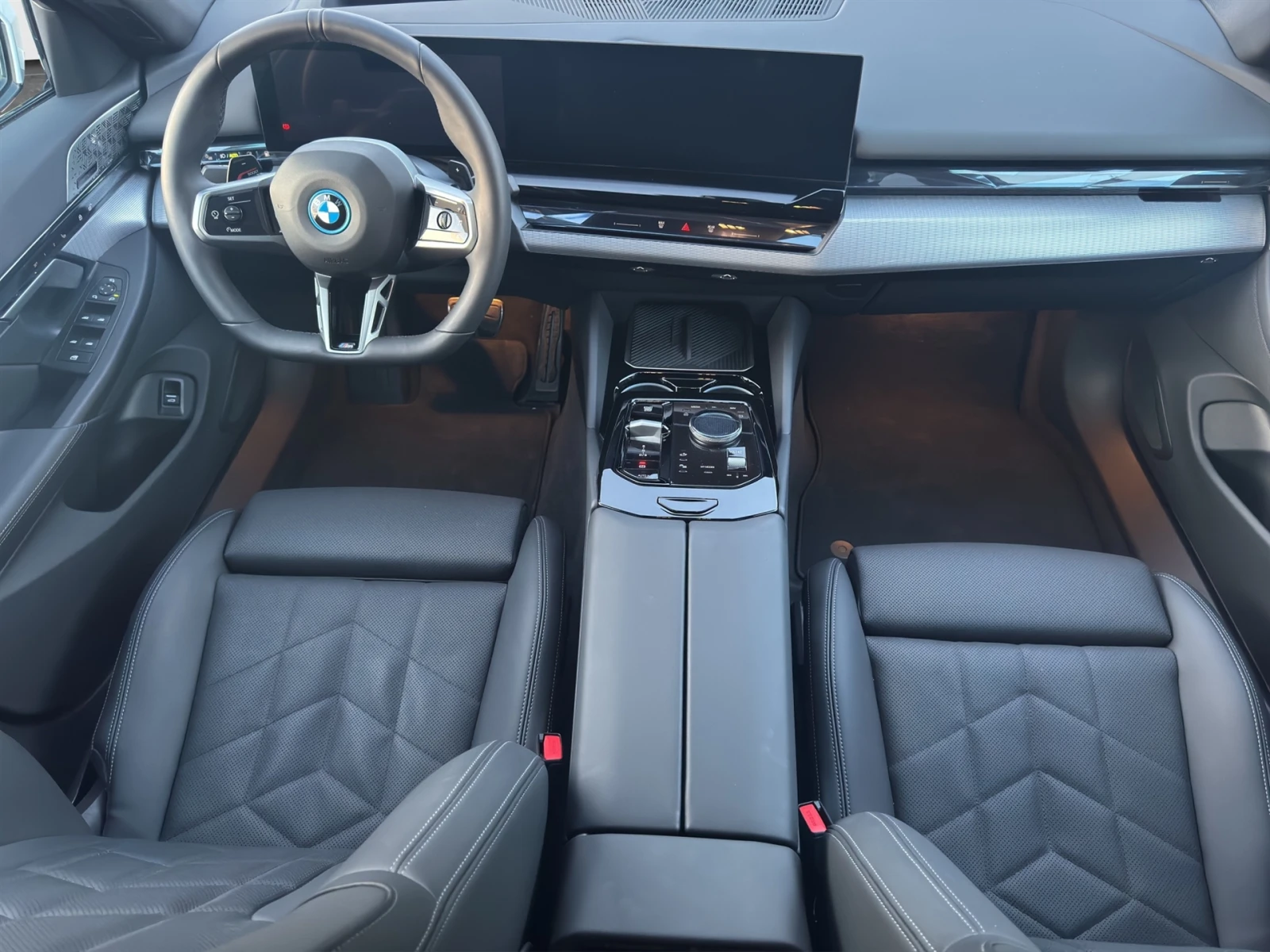 BMW 550 xDrive | Mobile.bg � ����������� 7