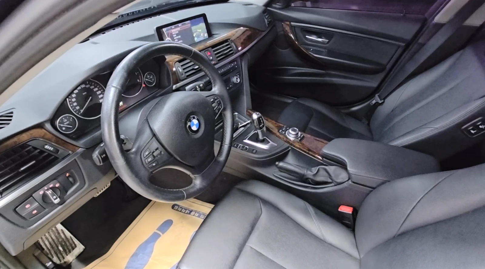 BMW 320 БЕЗ ЗАБЕЛЕЖКА/ВИДЕО ПОД ОБЯВАТА, снимка 10 - Автомобили и джипове - 53775428