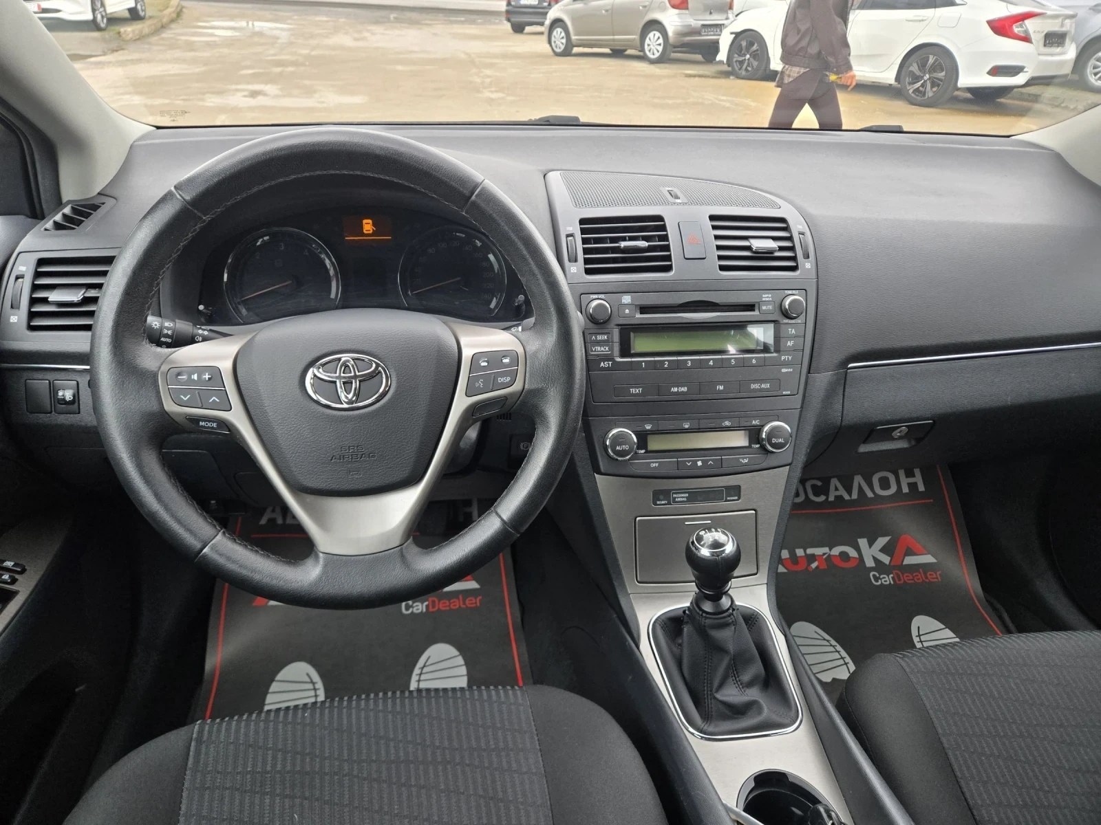 Toyota Avensis 2.0D4d-126кс= 6СК= КЛИМАТРОНИК= СЕРВ.ИСТОРИЯ, снимка 11 - Автомобили и джипове - 54031637