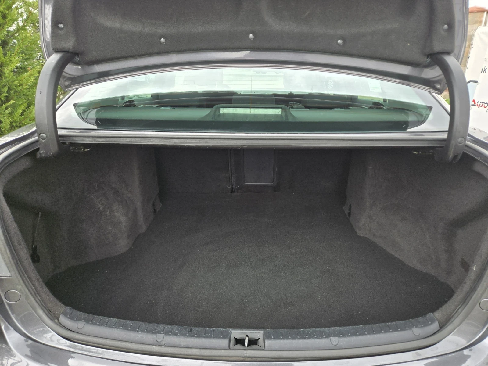 Toyota Avensis 2.0D4d-126кс= 6СК= КЛИМАТРОНИК= СЕРВ.ИСТОРИЯ, снимка 10 - Автомобили и джипове - 54031637