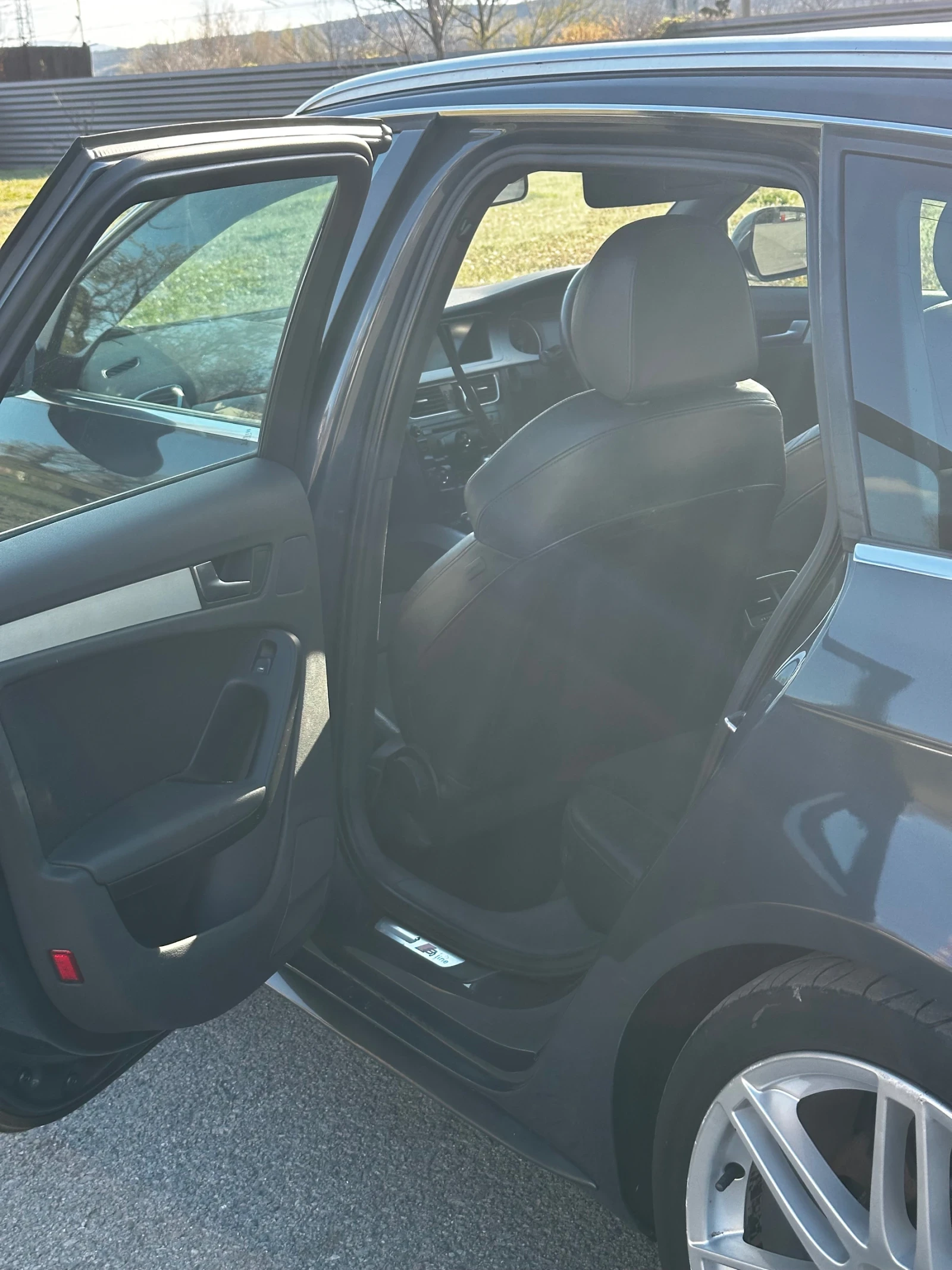 Audi A4 2.0 TDI, снимка 9 - Автомобили и джипове - 54100980