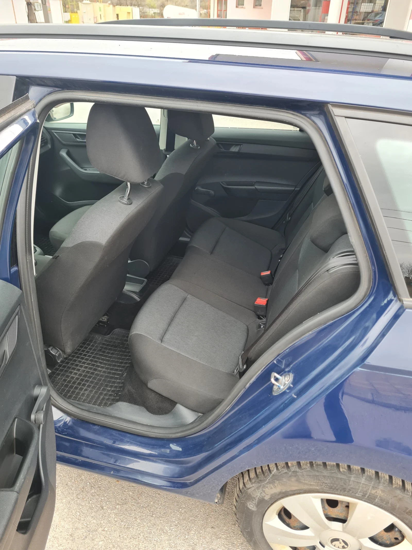 Skoda Fabia 1.4TDI , снимка 7 - Автомобили и джипове - 54159765