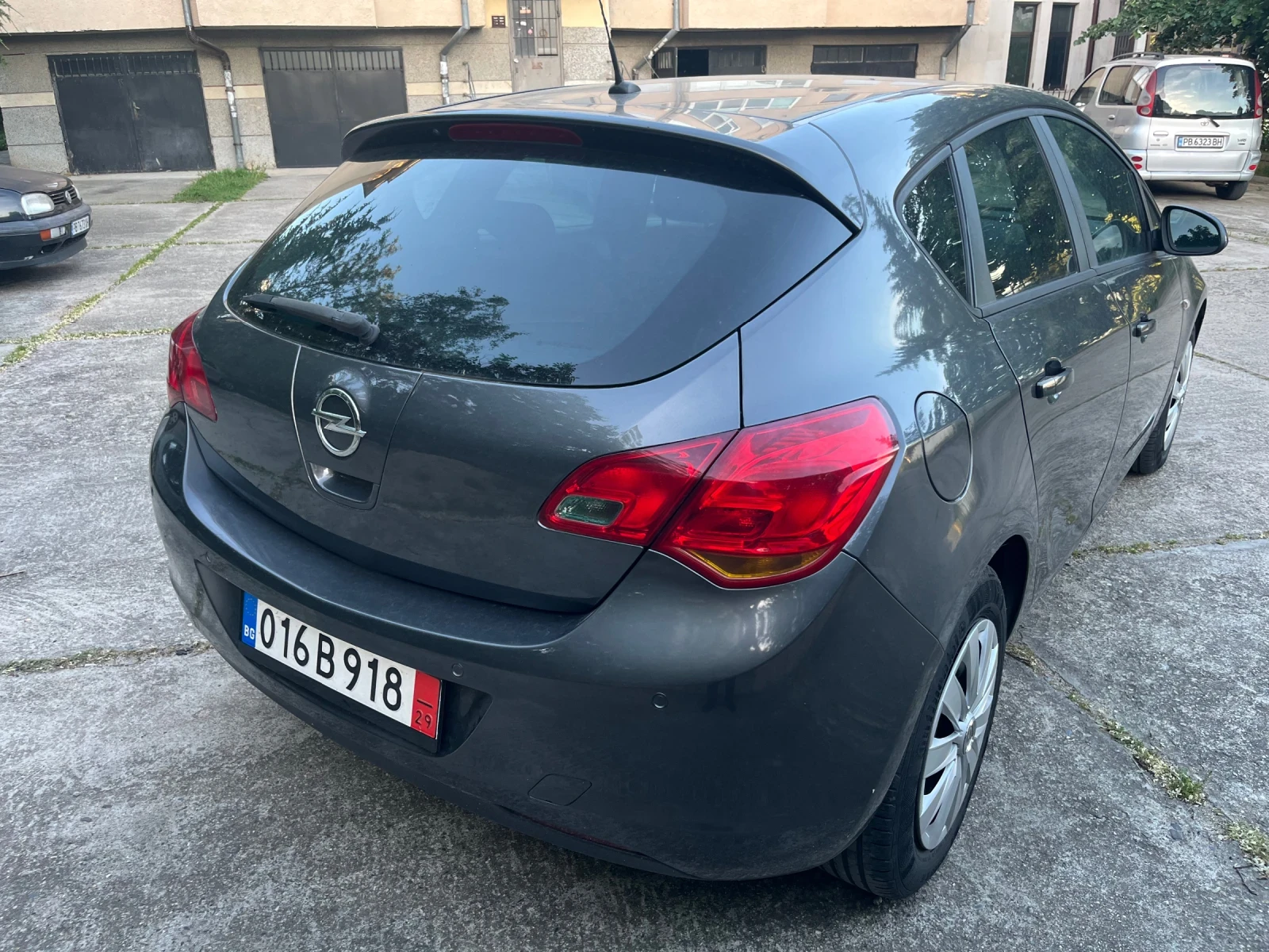 Opel Astra J 1.6i | Mobile.bg � ����������� 4