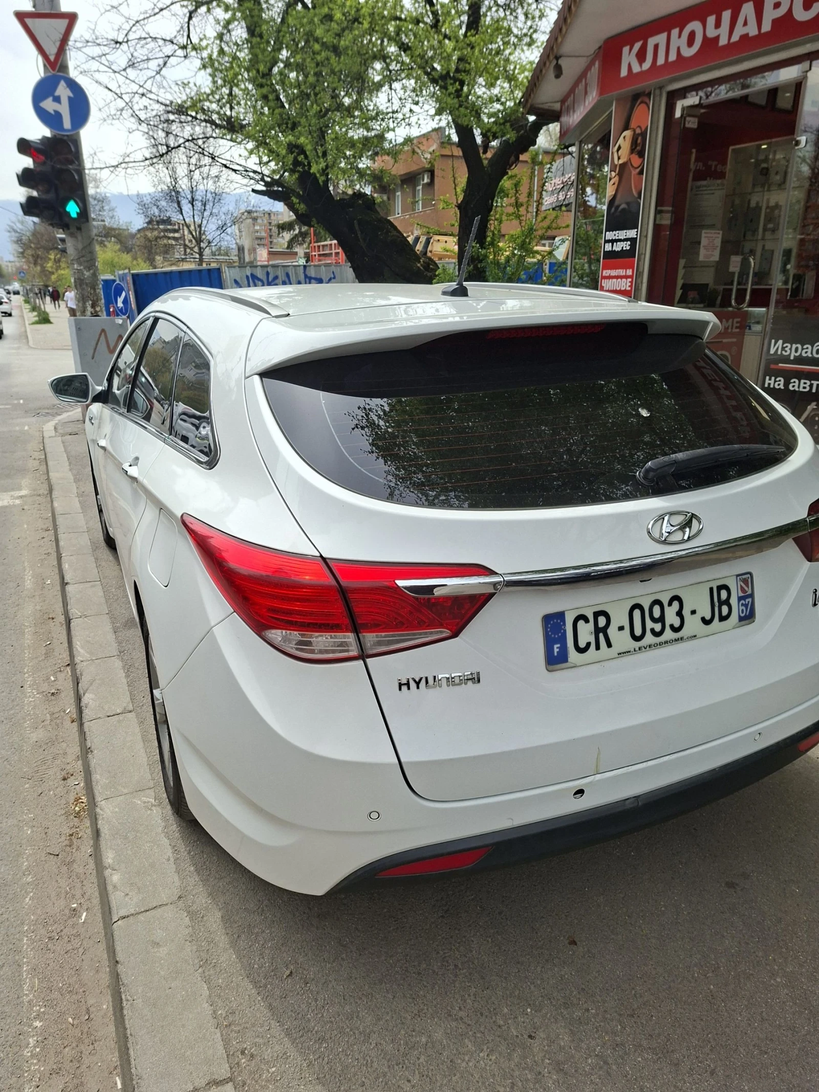 Hyundai I40 1.7 dizel, снимка 5 - Автомобили и джипове - 54205622
