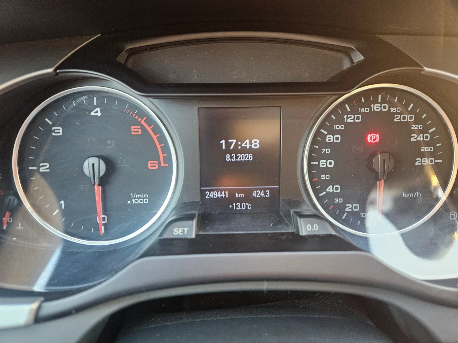 Audi A4 3.0 quattro, снимка 8 - Автомобили и джипове - 54258799