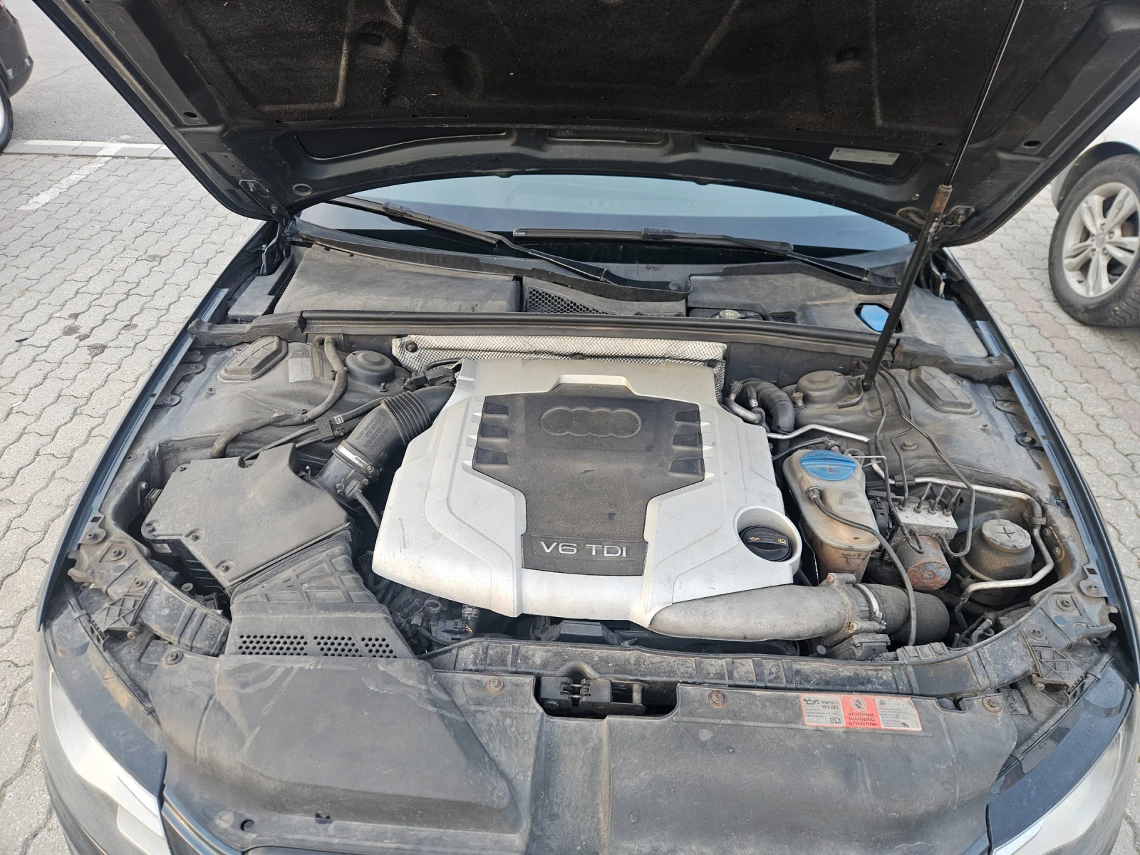 Audi A4 3.0 quattro, снимка 16 - Автомобили и джипове - 54258799