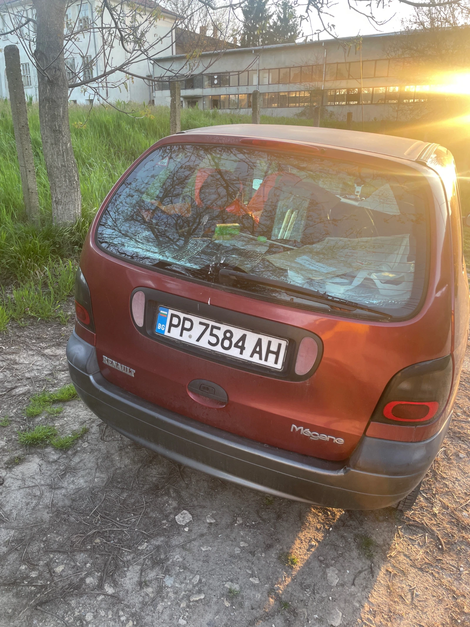 Renault Scenic На газ и има нова газова уредба, снимка 2 - Автомобили и джипове - 54313811