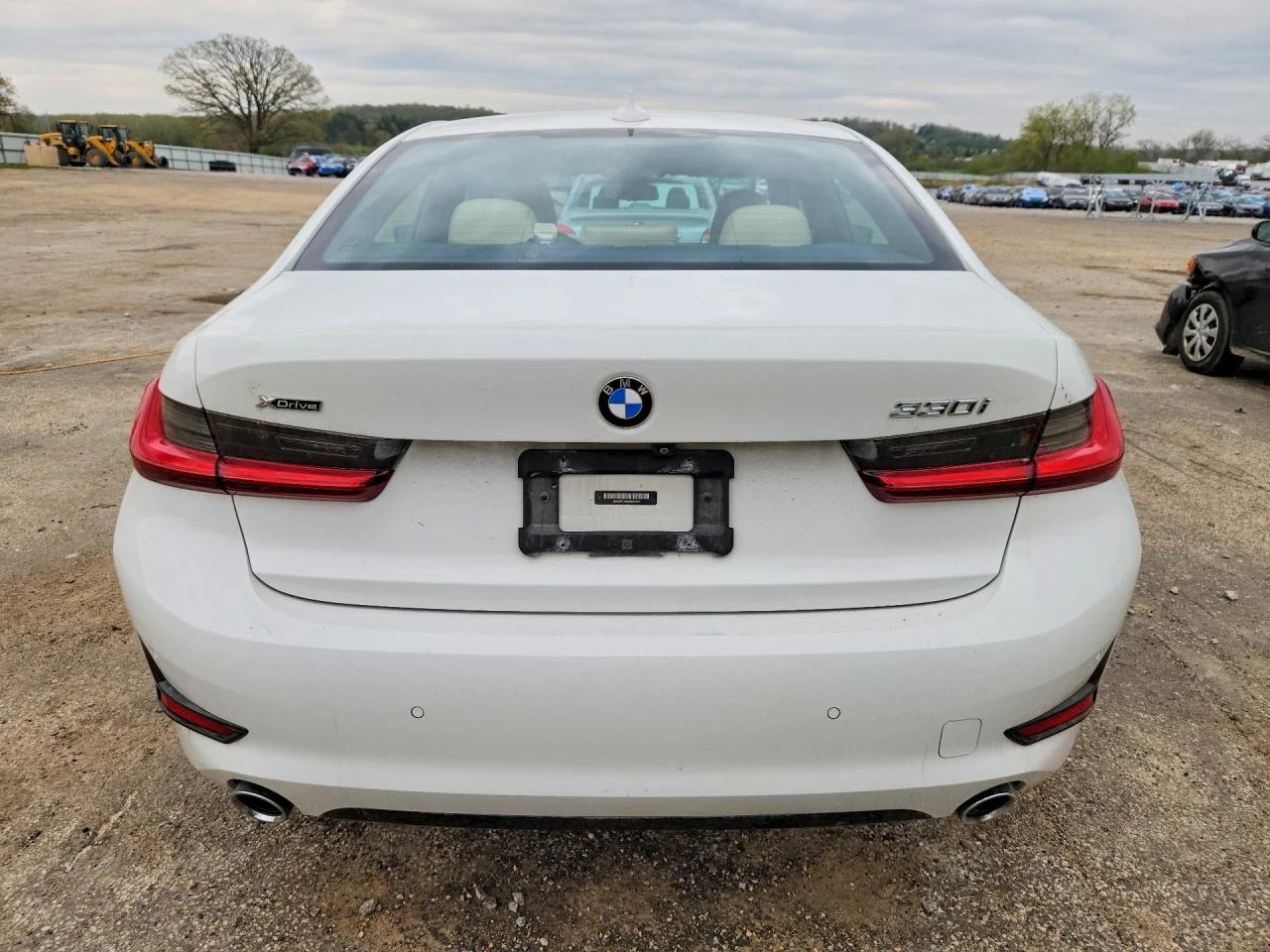 BMW 330 2.0l Xi, снимка 6 - Автомобили и джипове - 54417330