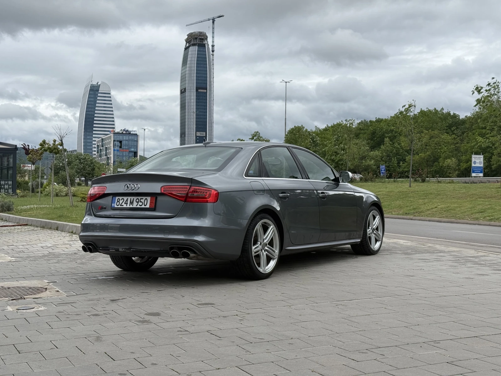 Audi S4, снимка 4 - Автомобили и джипове - 54584897