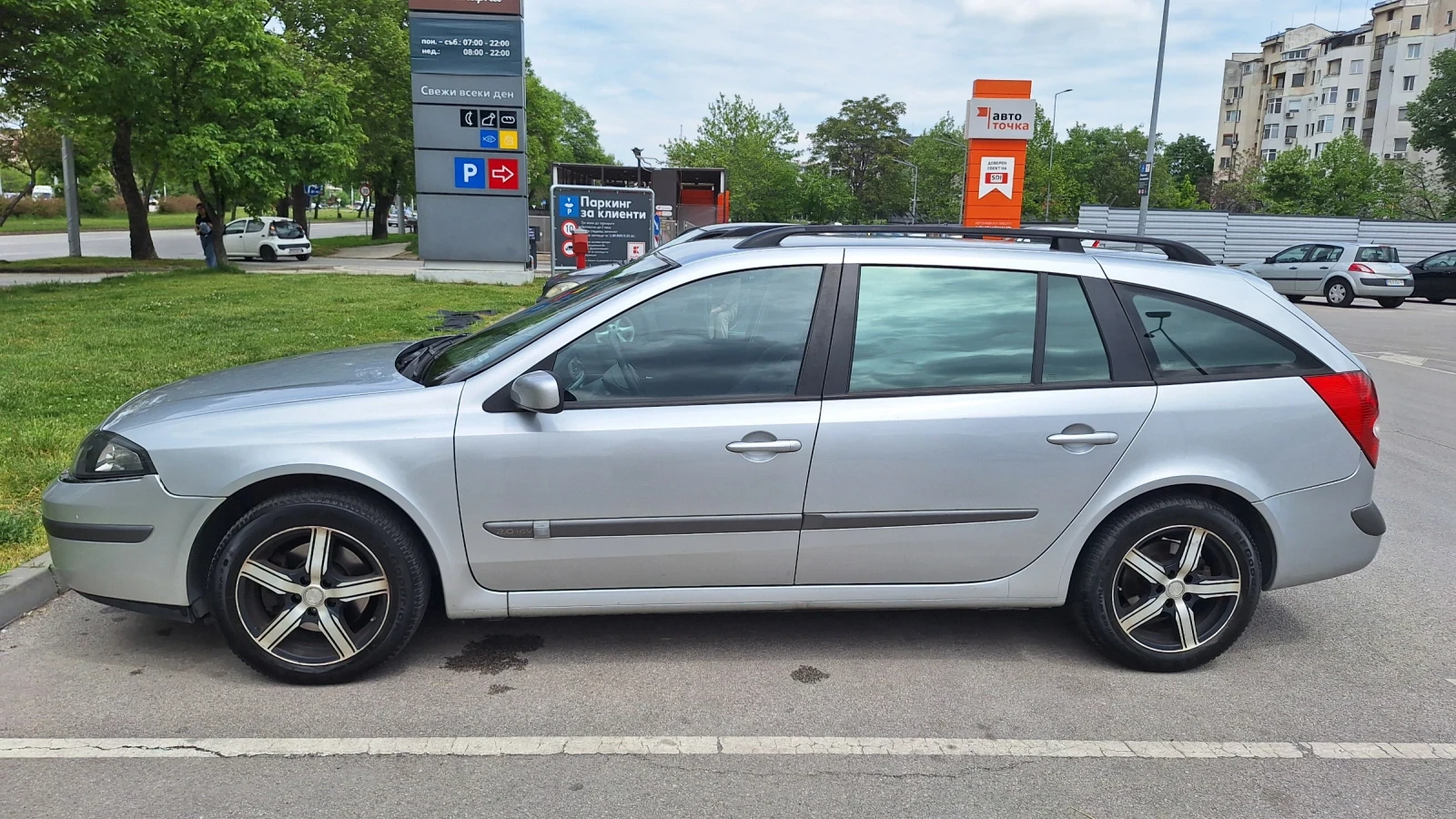 Renault Laguna, снимка 4 - Автомобили и джипове - 54585199