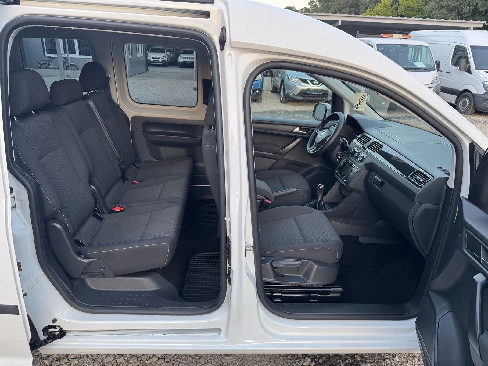 VW Caddy 2.0TDI* PATNIK* FACE, снимка 9 - Автомобили и джипове - 55931983
