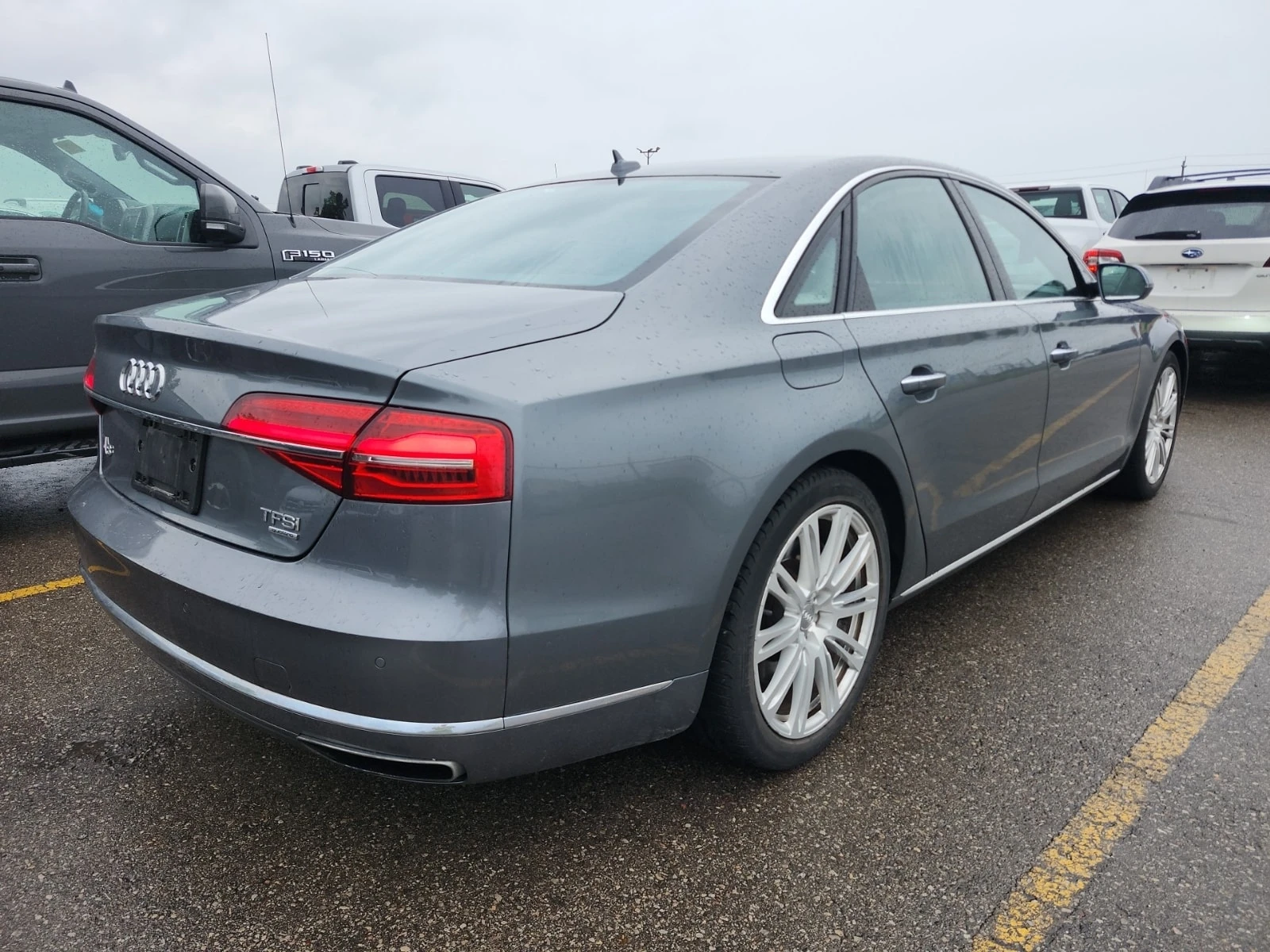 Audi A8 * 4dr Sdn 4.0t * CARFAX * ЦЕНА ДО БГ, снимка 2 - Автомобили и джипове - 56074795