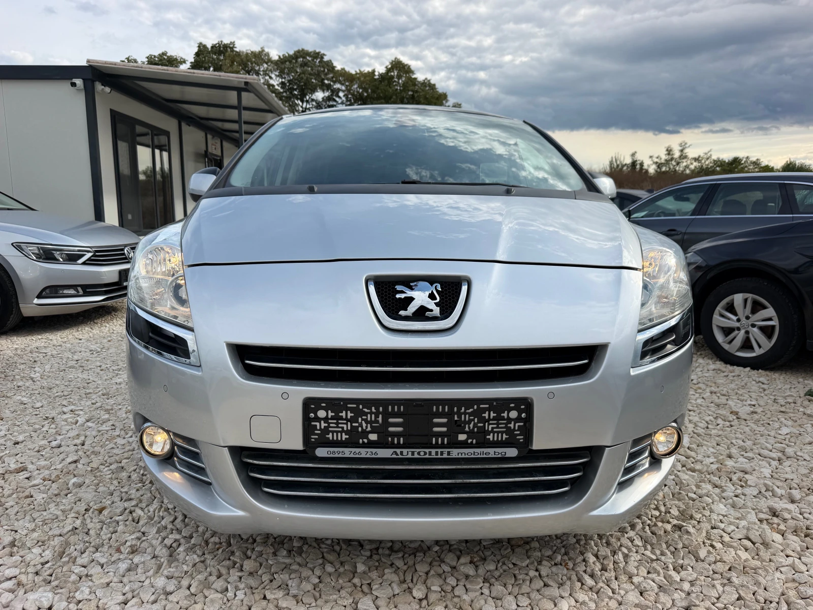 Peugeot 5008 2.0HDI-150 6+ 1 PANO HEAD UP NAVI TEGlICH, снимка 5 - Автомобили и джипове - 56085118