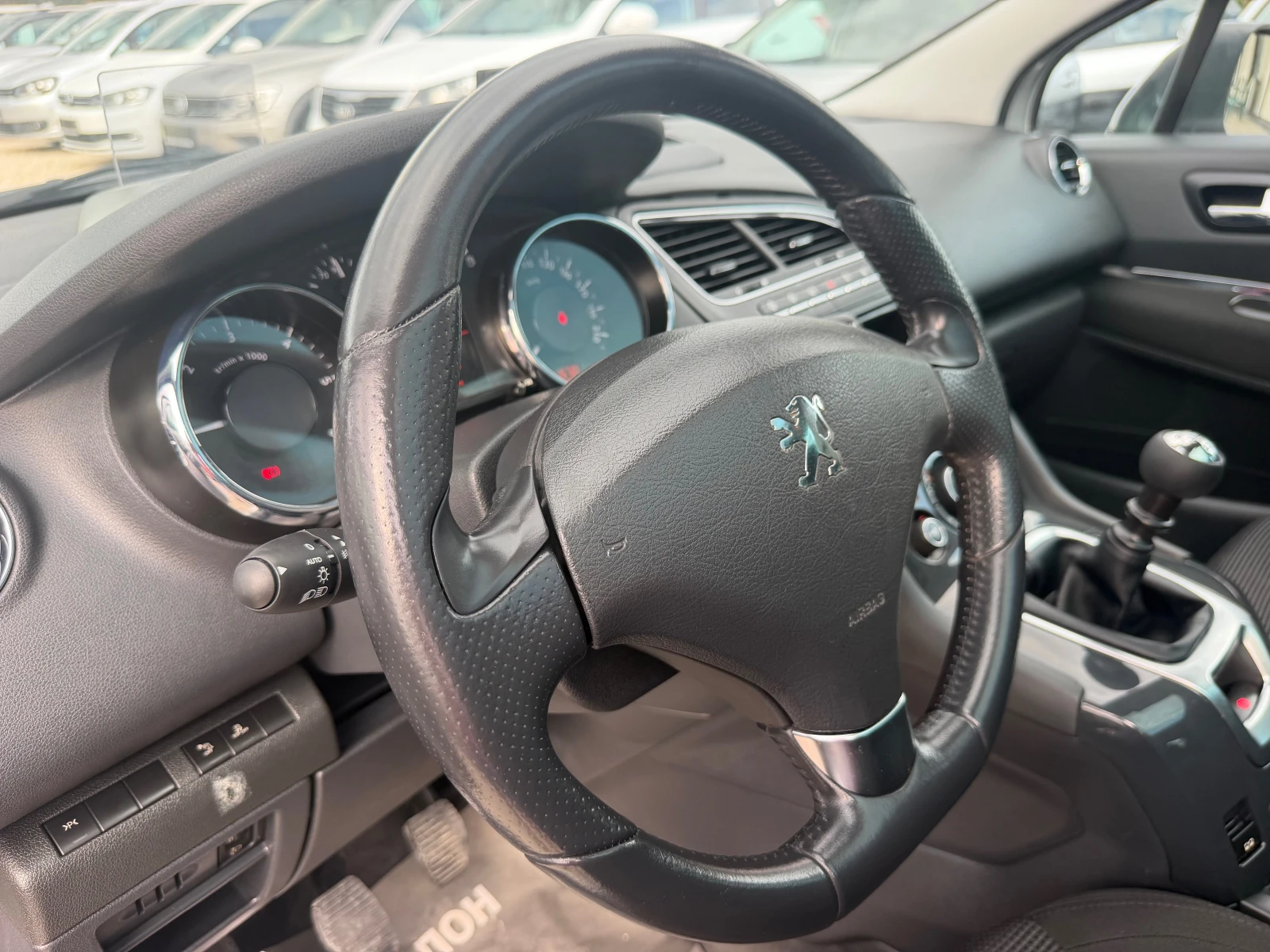 Peugeot 5008 2.0HDI-150 6+ 1 PANO HEAD UP NAVI TEGlICH, снимка 9 - Автомобили и джипове - 56085118