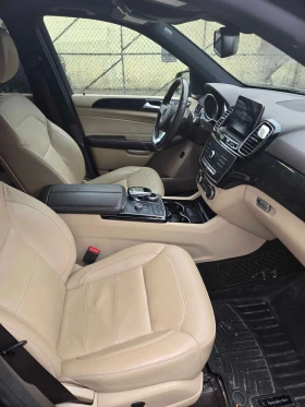 Mercedes-Benz GLE 400 4МАTIC * 360 КАМЕРА* ПАНОРАМА* ПОДГРЕВИ* , снимка 11