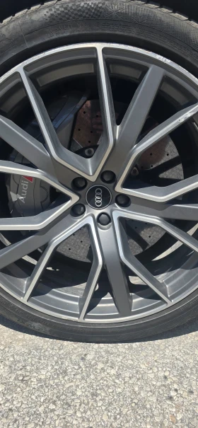 Audi SQ7, снимка 12