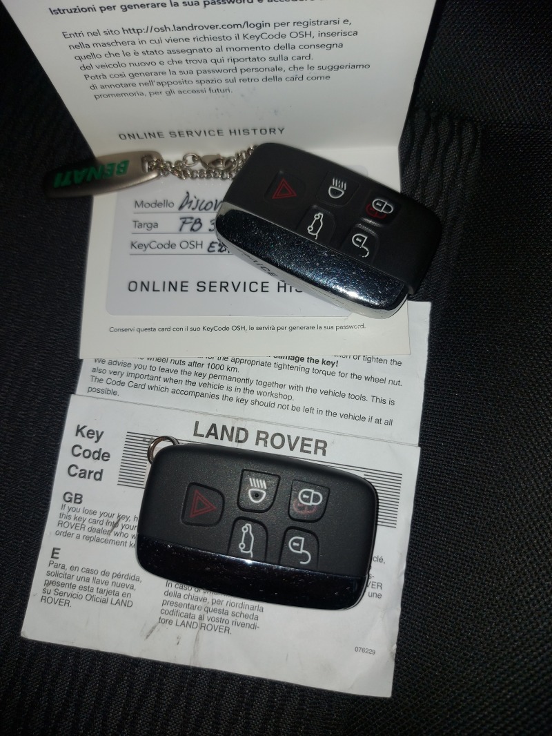 Land Rover Discovery SPORT, снимка 12 - Автомобили и джипове - 44067452