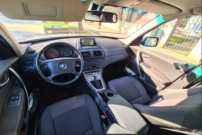 BMW X3 2.0i, снимка 3 - Автомобили и джипове - 44773803