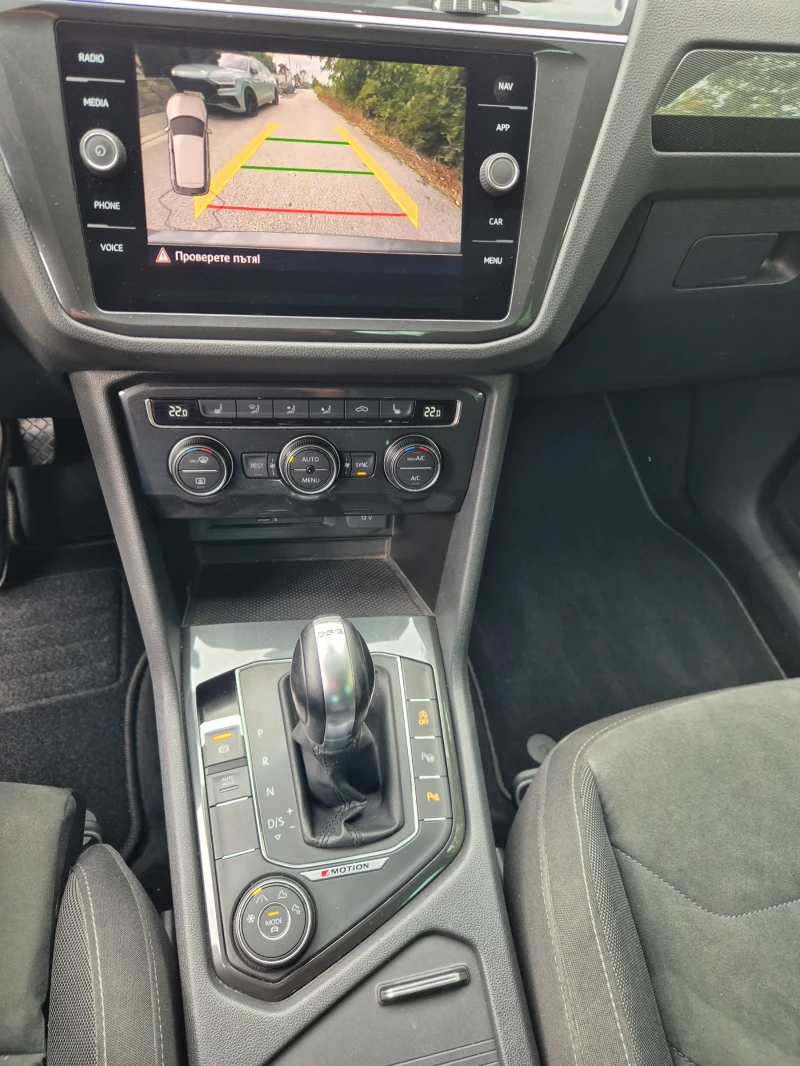 VW Tiguan 2.0D-190кс/4MOTION/Rline , снимка 13 - Автомобили и джипове - 52026322