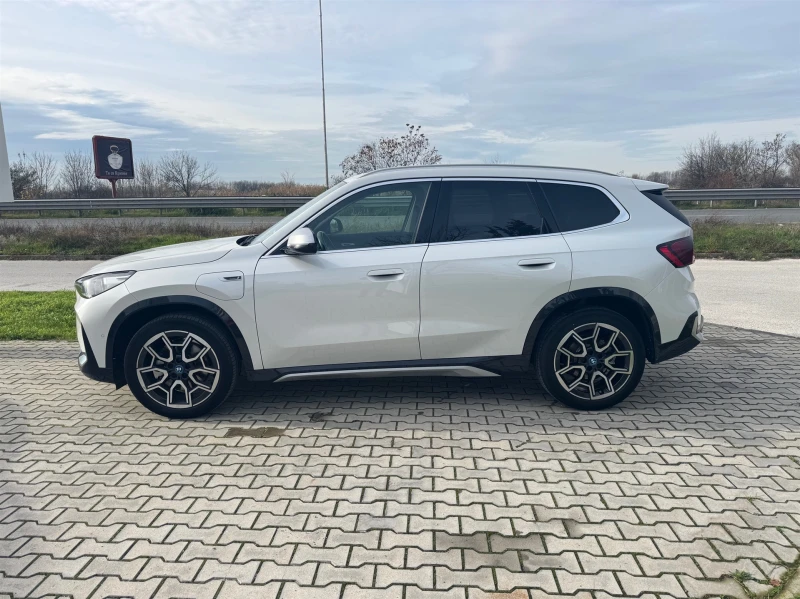 BMW X1 xDrive30e, снимка 3 - Автомобили и джипове - 52872962