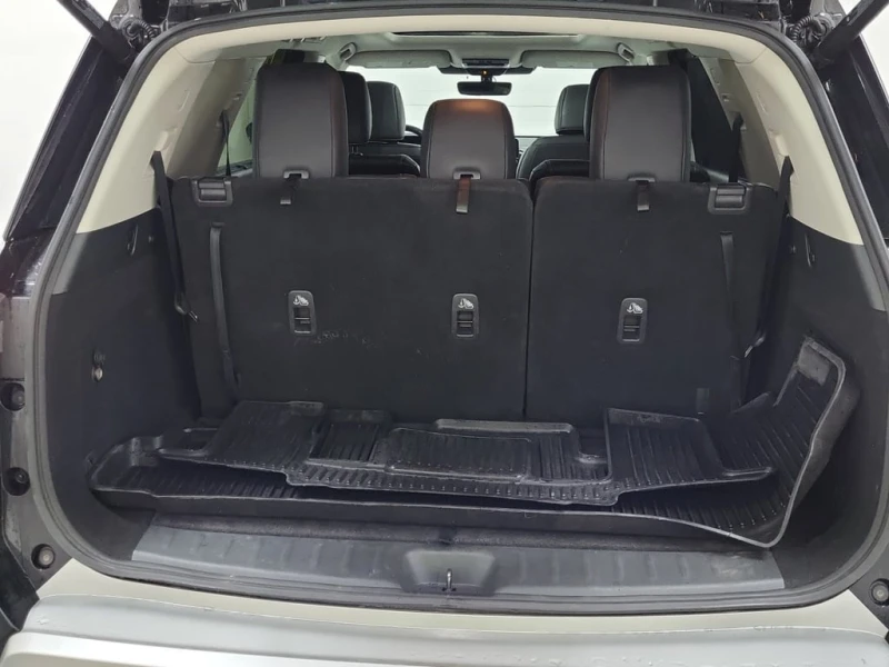 Nissan Pathfinder * Platinum * CARFAX * БЕЗ ПЪРВОНАЧАЛНА ВНОСКА, снимка 13 - Автомобили и джипове - 53188142