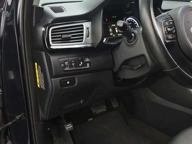 Kia Niro, снимка 13 - Автомобили и джипове - 56688437