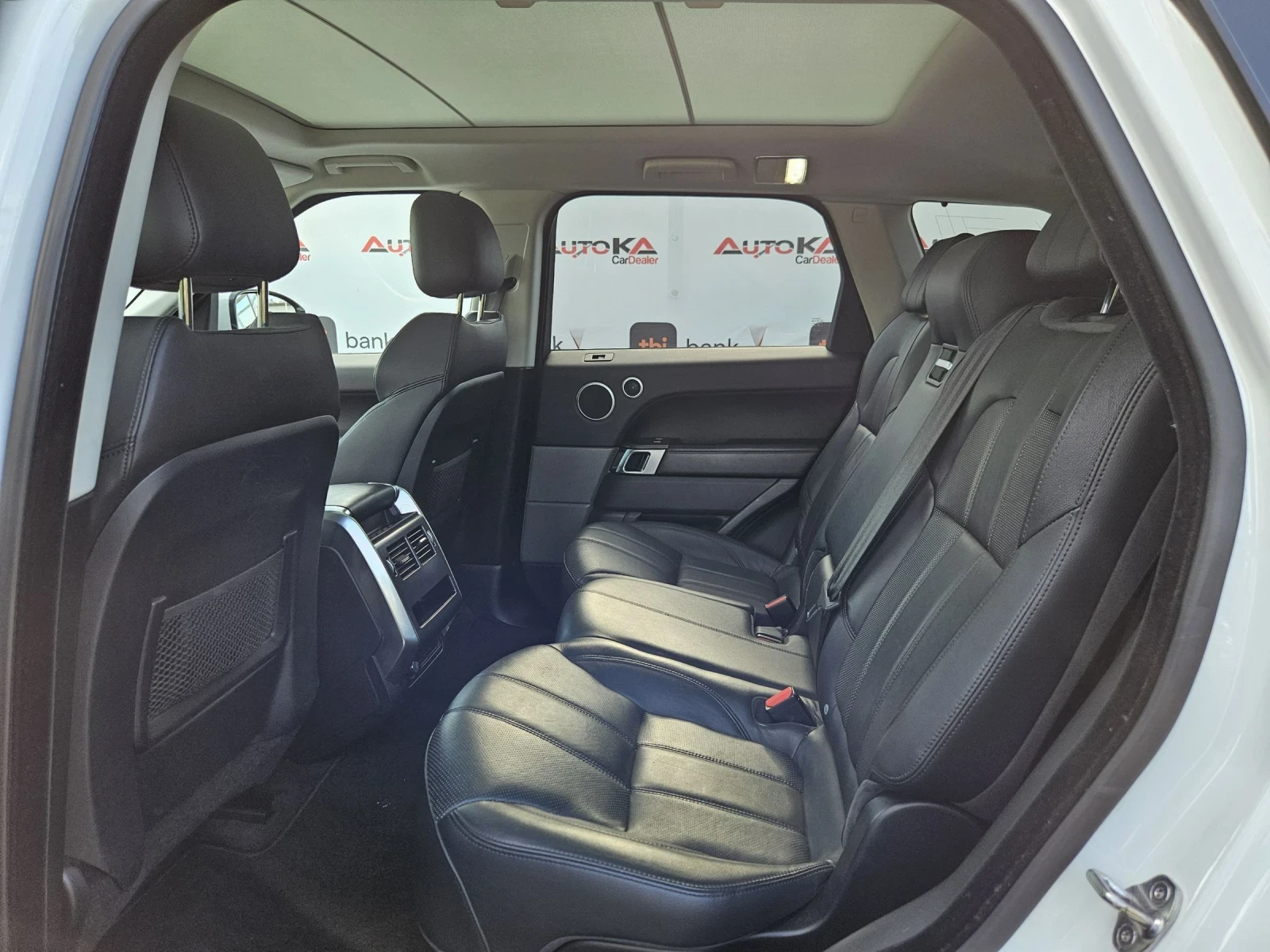 Land Rover Range Rover Sport 3.0TD-249кс= DYNAMIC= ПАНОРАМА= 4х4 - изображение 9