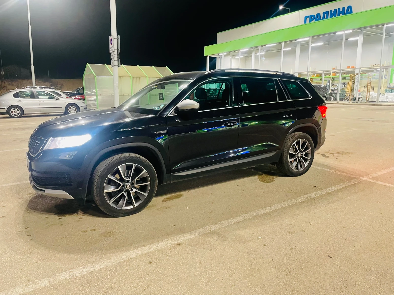 Skoda Kodiaq SCOUT 4X4 190hp, снимка 3 - Автомобили и джипове - 53190414