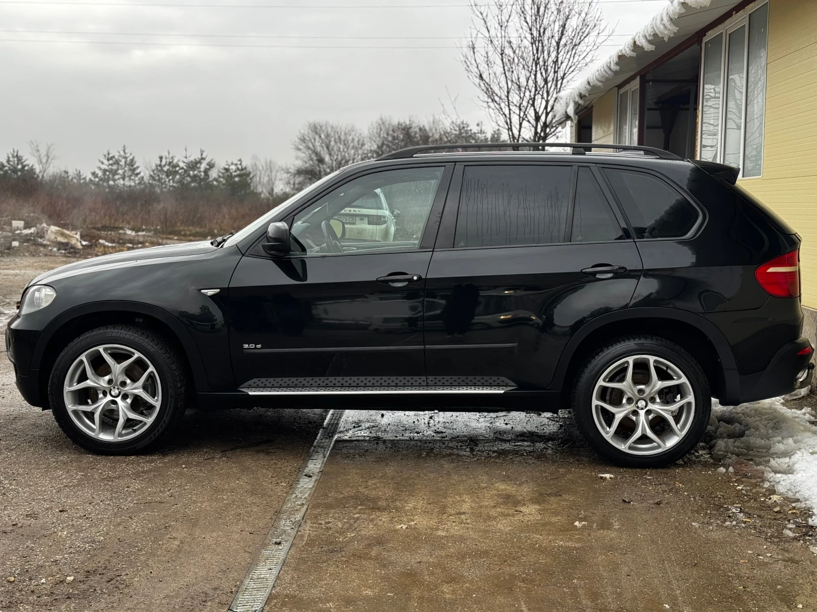 BMW X5 3.0d* 235к.с.* Sport paket* KeylessGo* HUD* 7месте - изображение 7