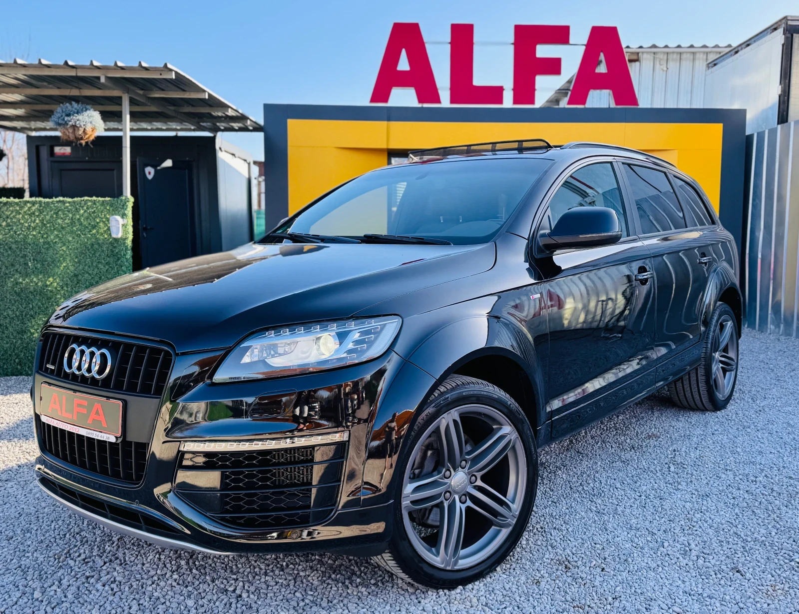 Audi Q7 W12/3.0d/8g/FULL PACKET/ПАНО+ КАМЕРА+ 7 места/ТОП/, снимка 2 - Автомобили и джипове - 53846656