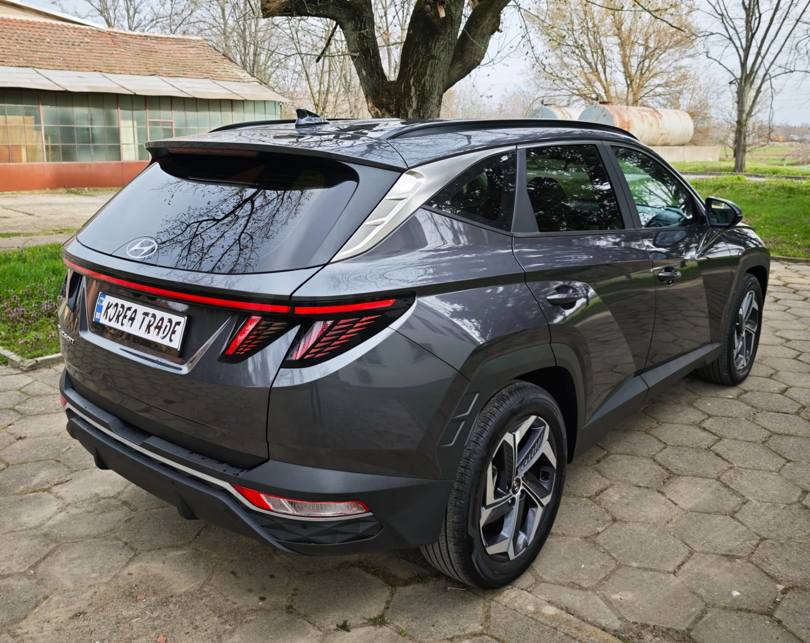 Hyundai Tucson 2.0 CRDI, снимка 4 - Автомобили и джипове - 53915619