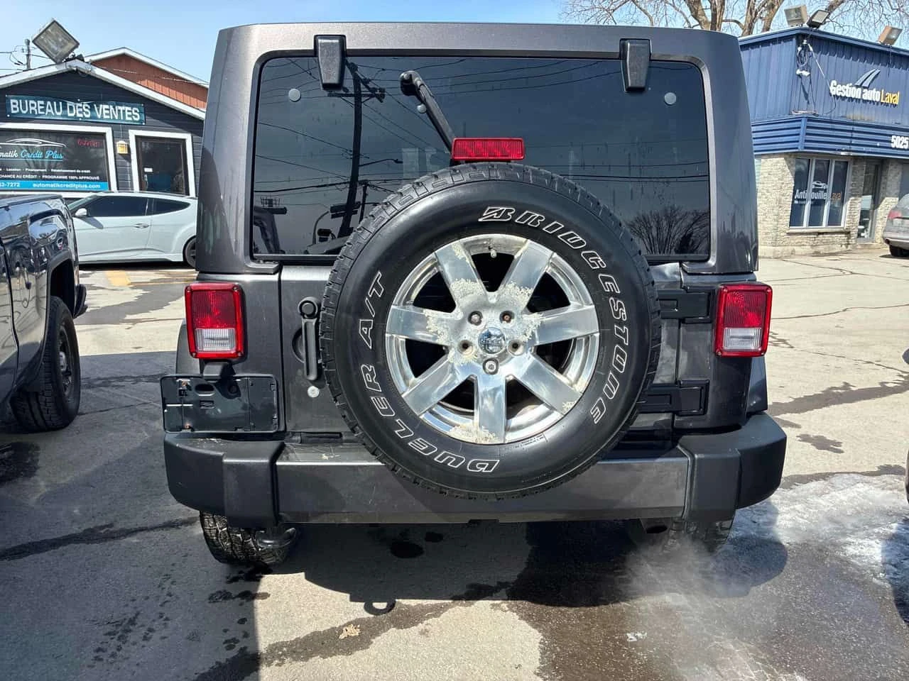 Jeep Wrangler * Sahara * ПАНО* ПОДГРЕВ* KEYLESS* , снимка 4 - Автомобили и джипове - 53979777