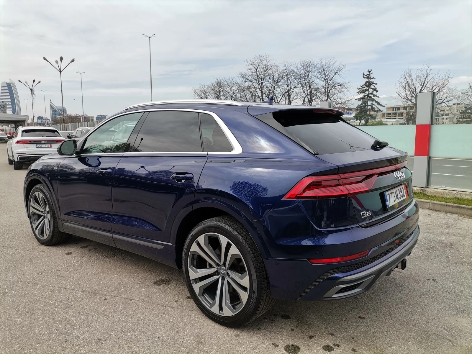 Audi Q8 55 TFSI S-line/360/Head-Up/PANO/������� ����� ���� | Mobile.bg � ����������� 7