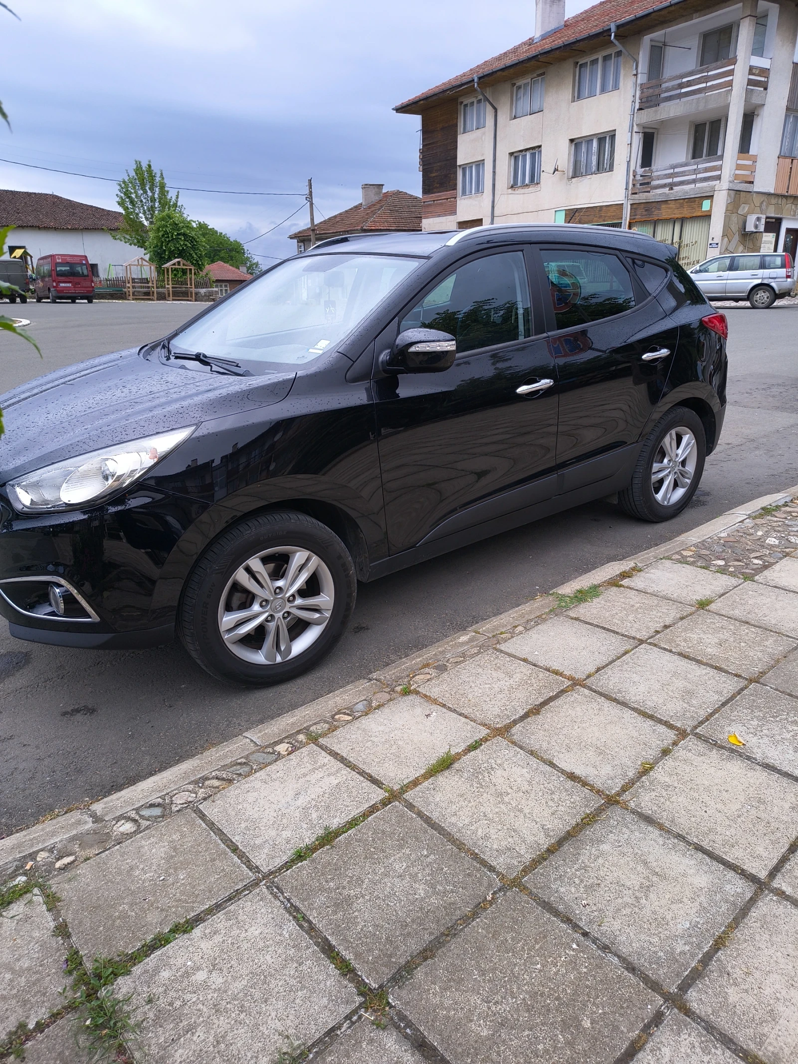 Hyundai IX35 2.0 163к.с 4х4, снимка 8 - Автомобили и джипове - 54902436