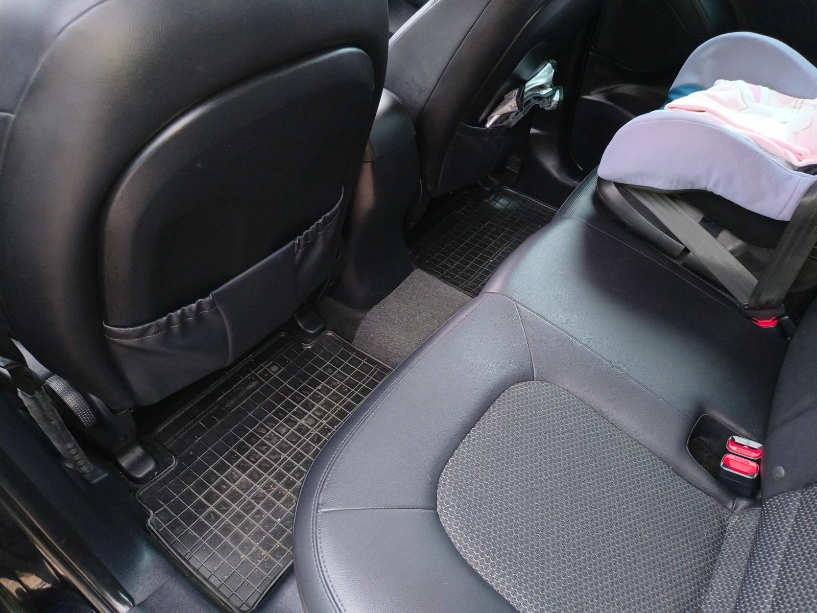 Hyundai IX35 2.0 163к.с 4х4, снимка 4 - Автомобили и джипове - 54902436