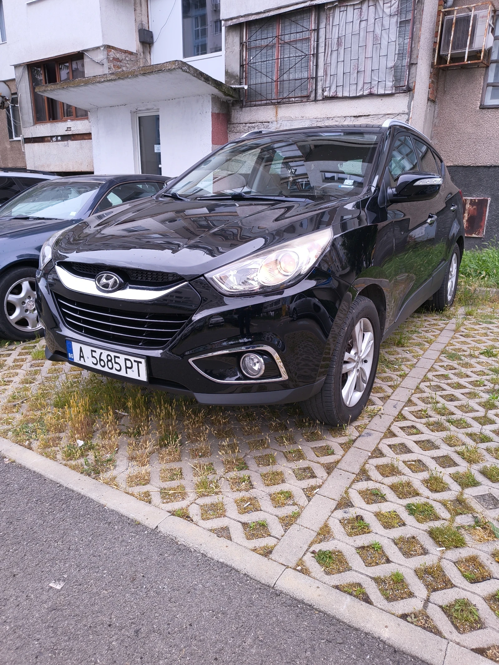 Hyundai IX35 2.0 163к.с 4х4, снимка 2 - Автомобили и джипове - 54902436
