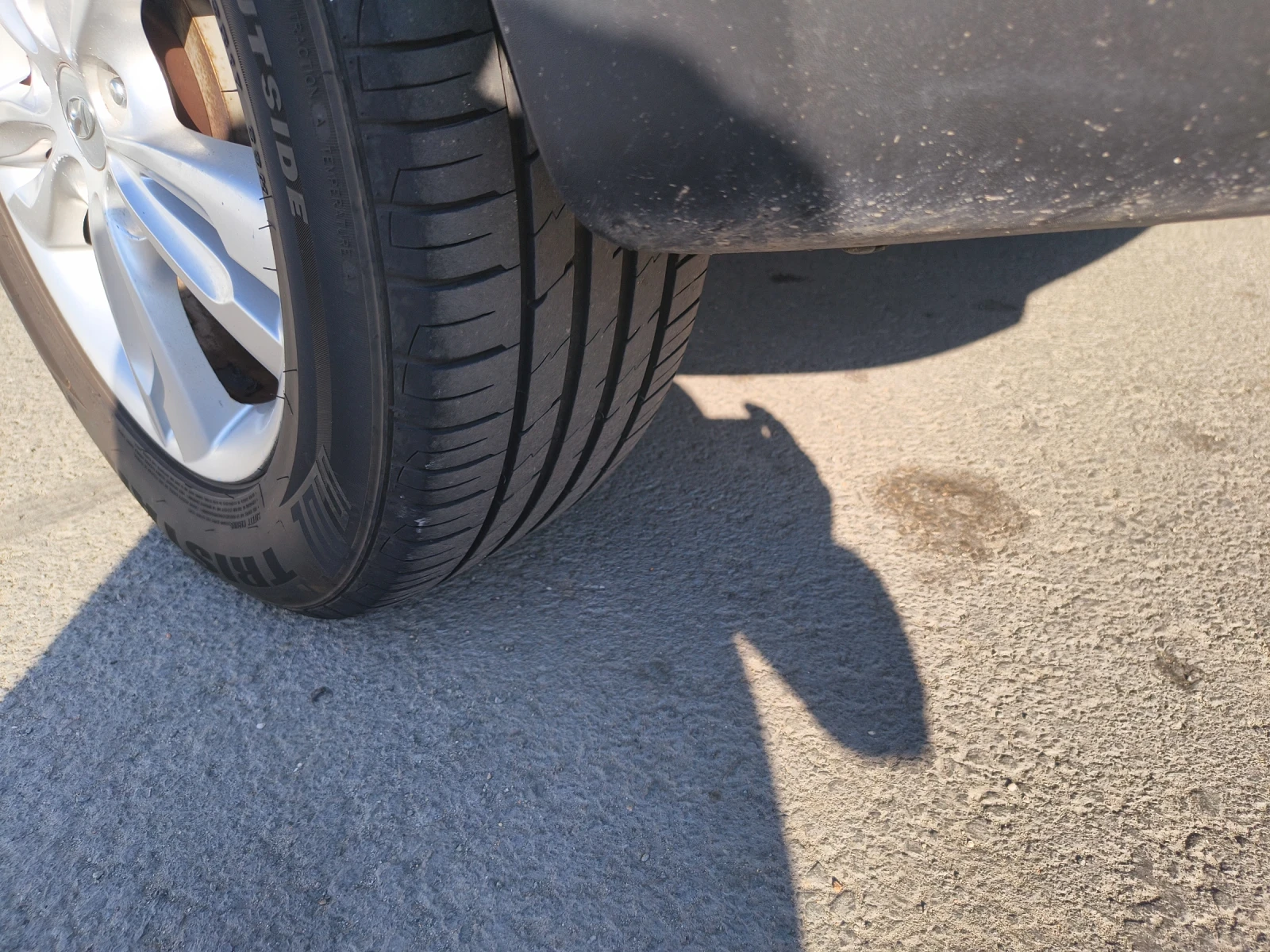 Hyundai IX35 2.0 163к.с 4х4, снимка 8 - Автомобили и джипове - 55366730